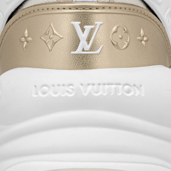 Louis Vuitton LV Run 55 Sneaker Monogram denim Beige 1ABHR7