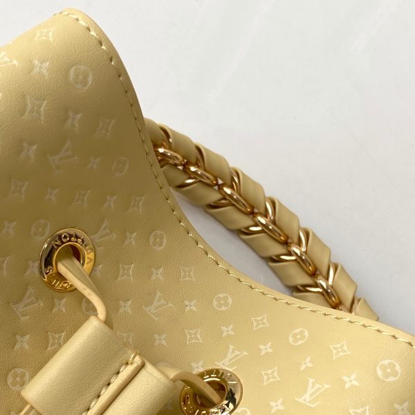 Louis Vuitton M22599 Calfskin Yellow Néonoé BB