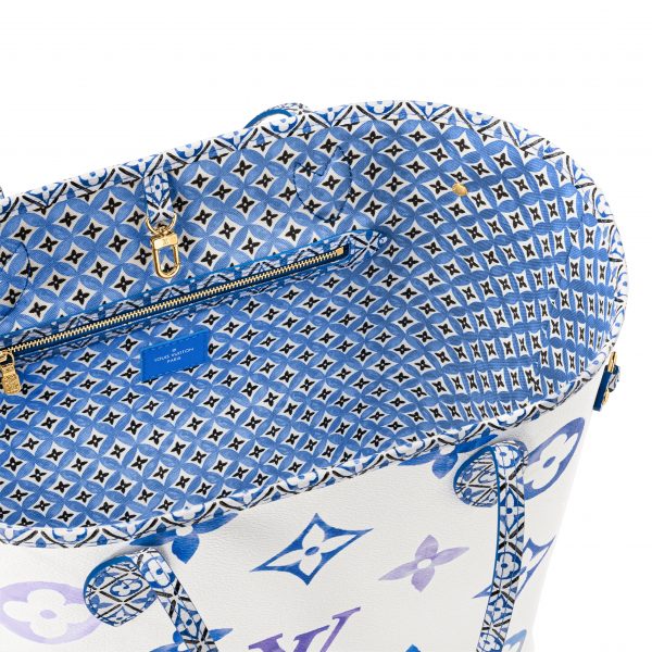 Louis Vuitton M22979 Neverfull MM Blue Monogram