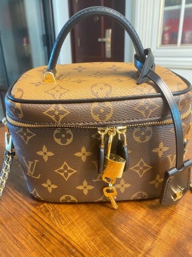 Louis Vuitton M45165 Vanity PM Monogram photo review