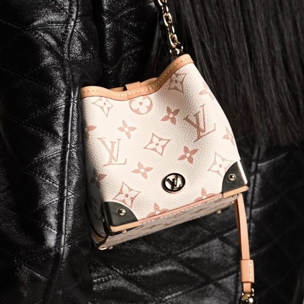 Louis Vuitton M83227 NOÉ PURSE LV CHARMS Monogram