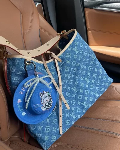 Louis Vuitton M46855 CarryAll MM Denim Blue photo review